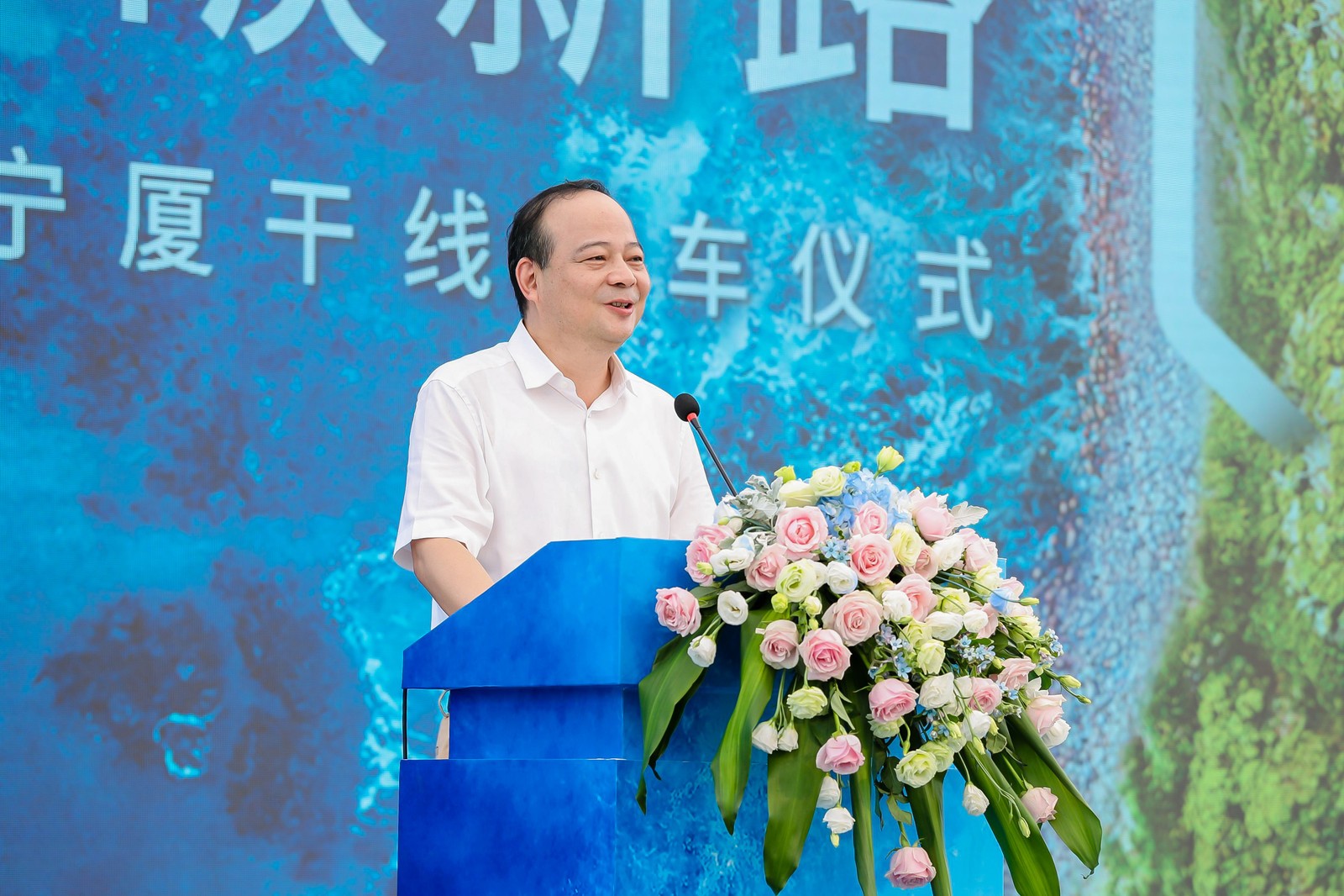 圖2.jpg 圖2.jpg